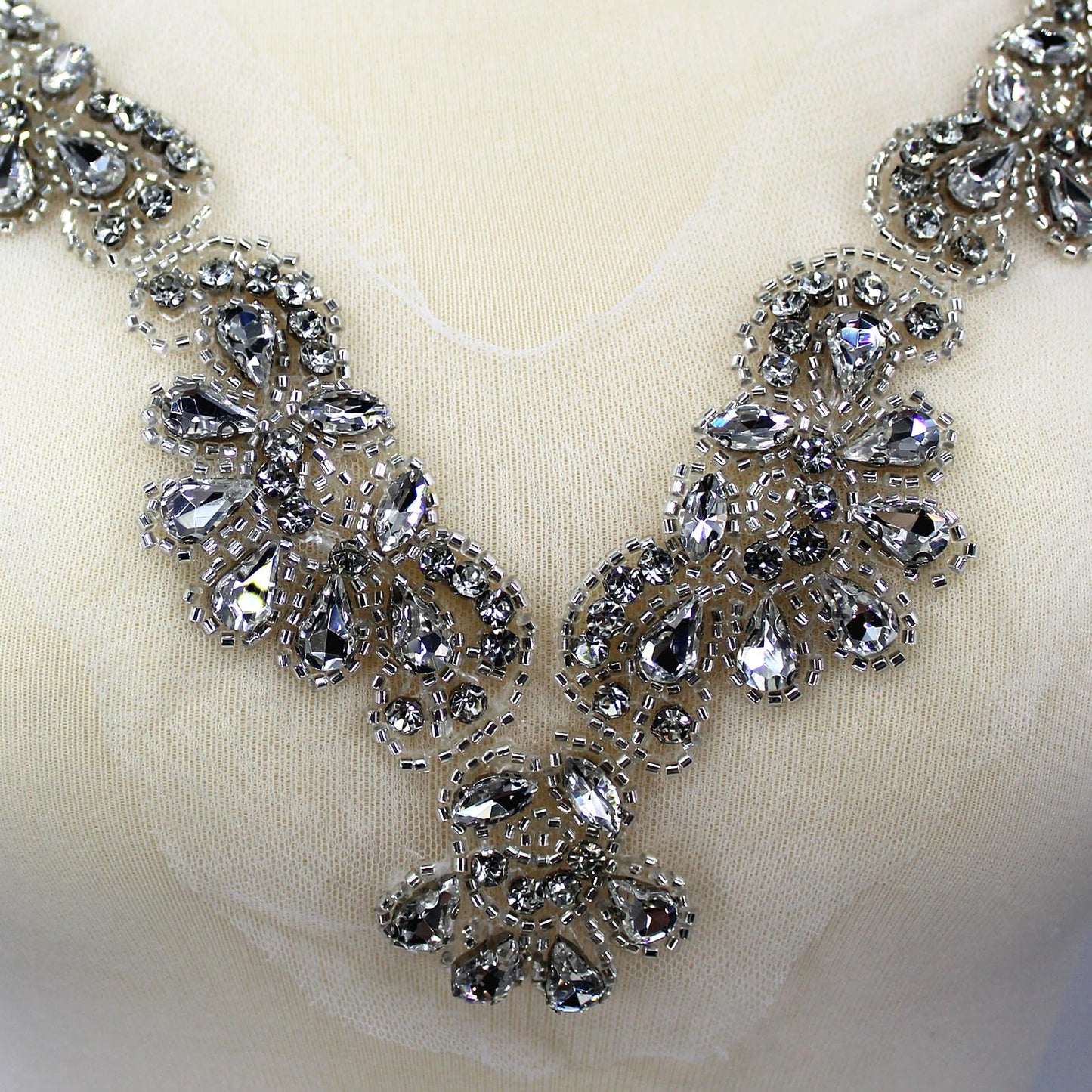 SUNMOVE 1PC Sparkle Beaded V-Neck Collar Applique Sew On Neckline Sequin Rhinestones Crystal Trim for Wedding Gown Dress Bridal DIY Crafts