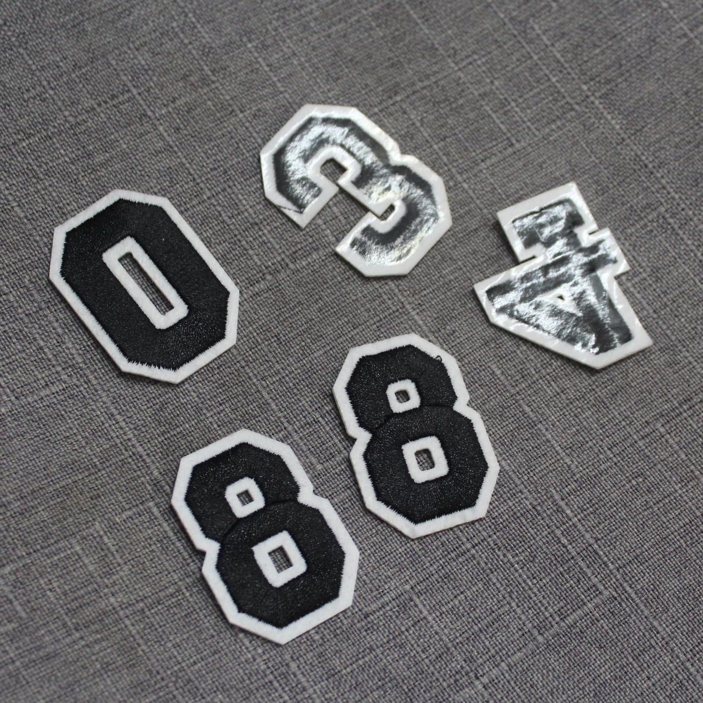 SUNMOVE 30 Pcs Numbers Patch Number 0-9 Embroidered Patches Sew On Iron On with Ironed Adhesive DIY for Shirts Jackets Hats Jeans Shoes Bags